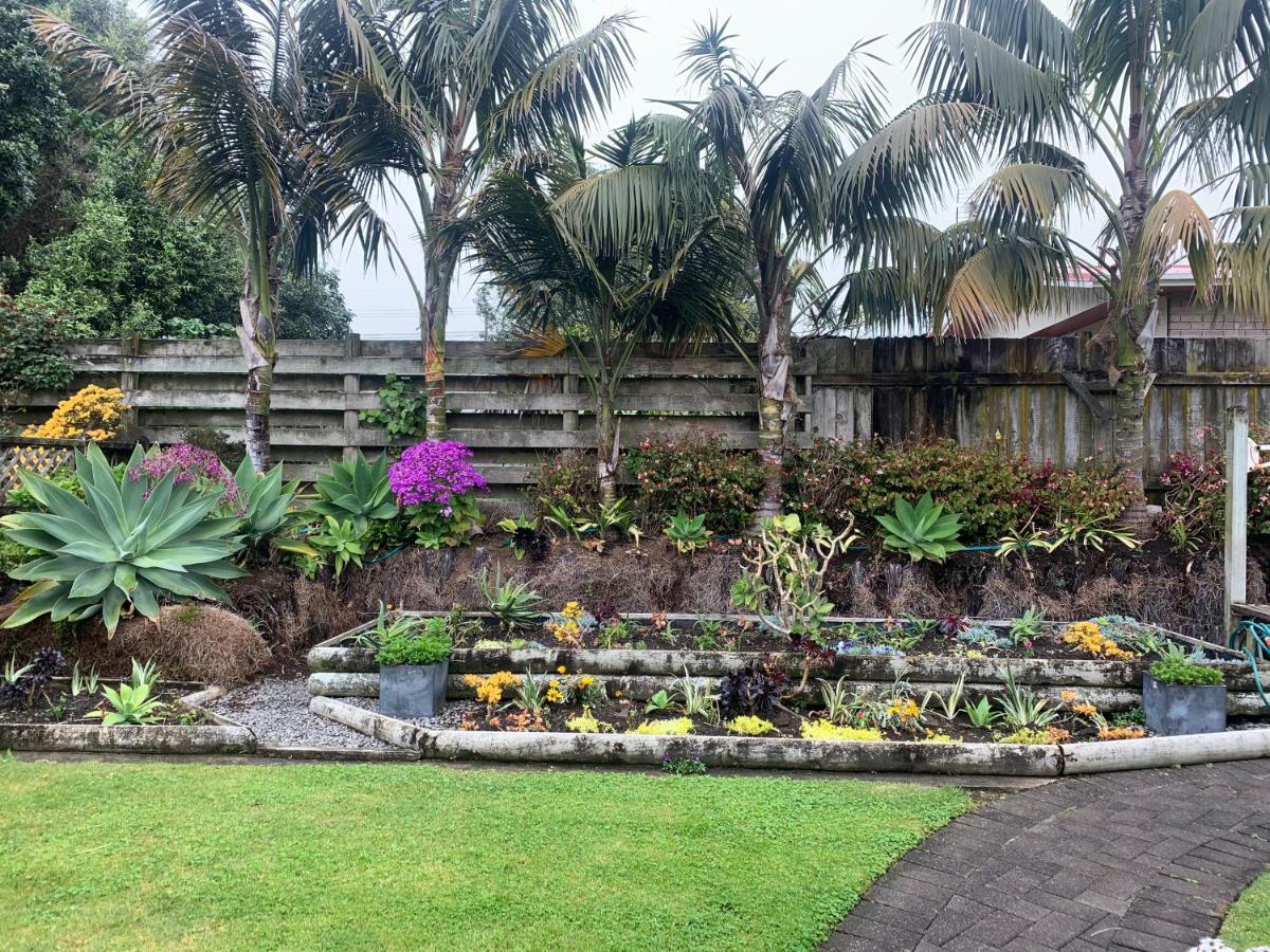 Luxury Home Next To Ocean And Walkway New Plymouth Extérieur photo