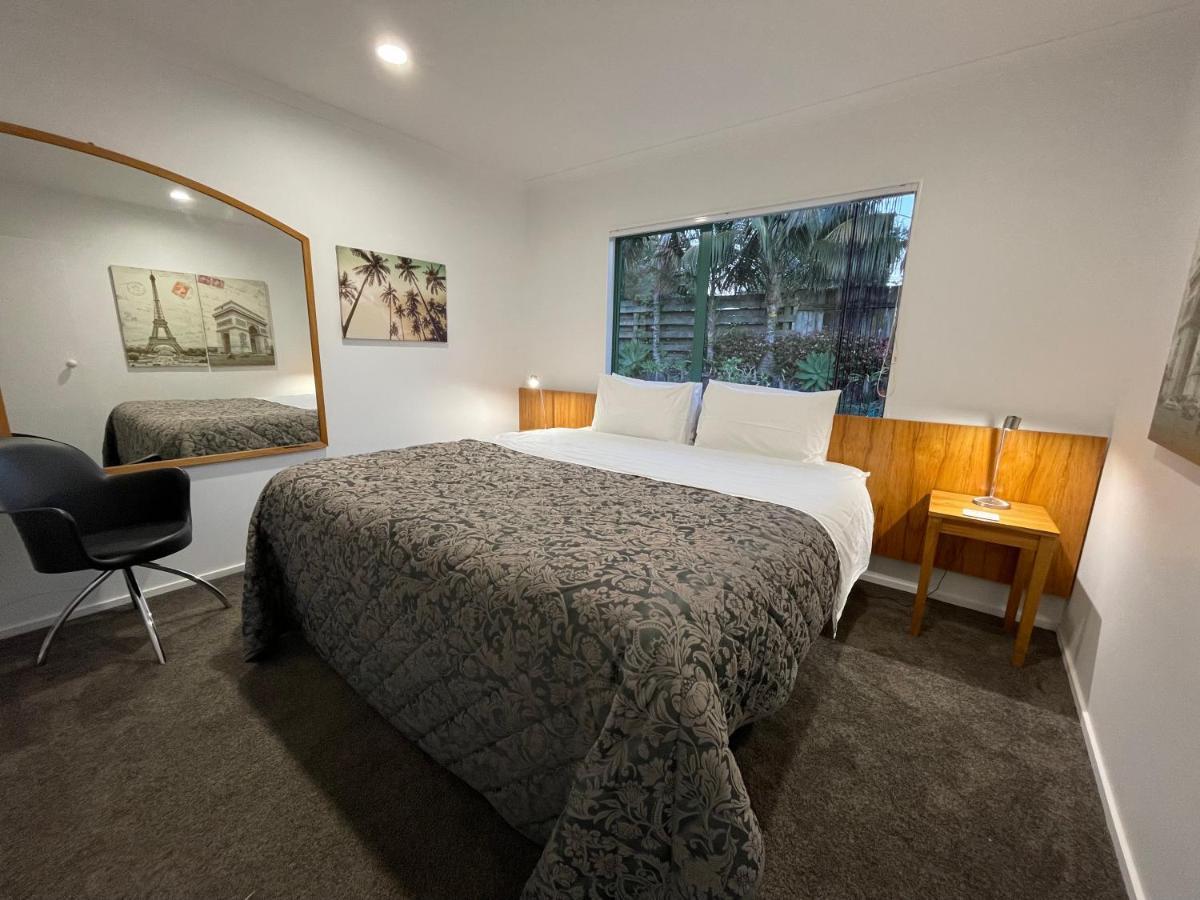 Luxury Home Next To Ocean And Walkway New Plymouth Extérieur photo