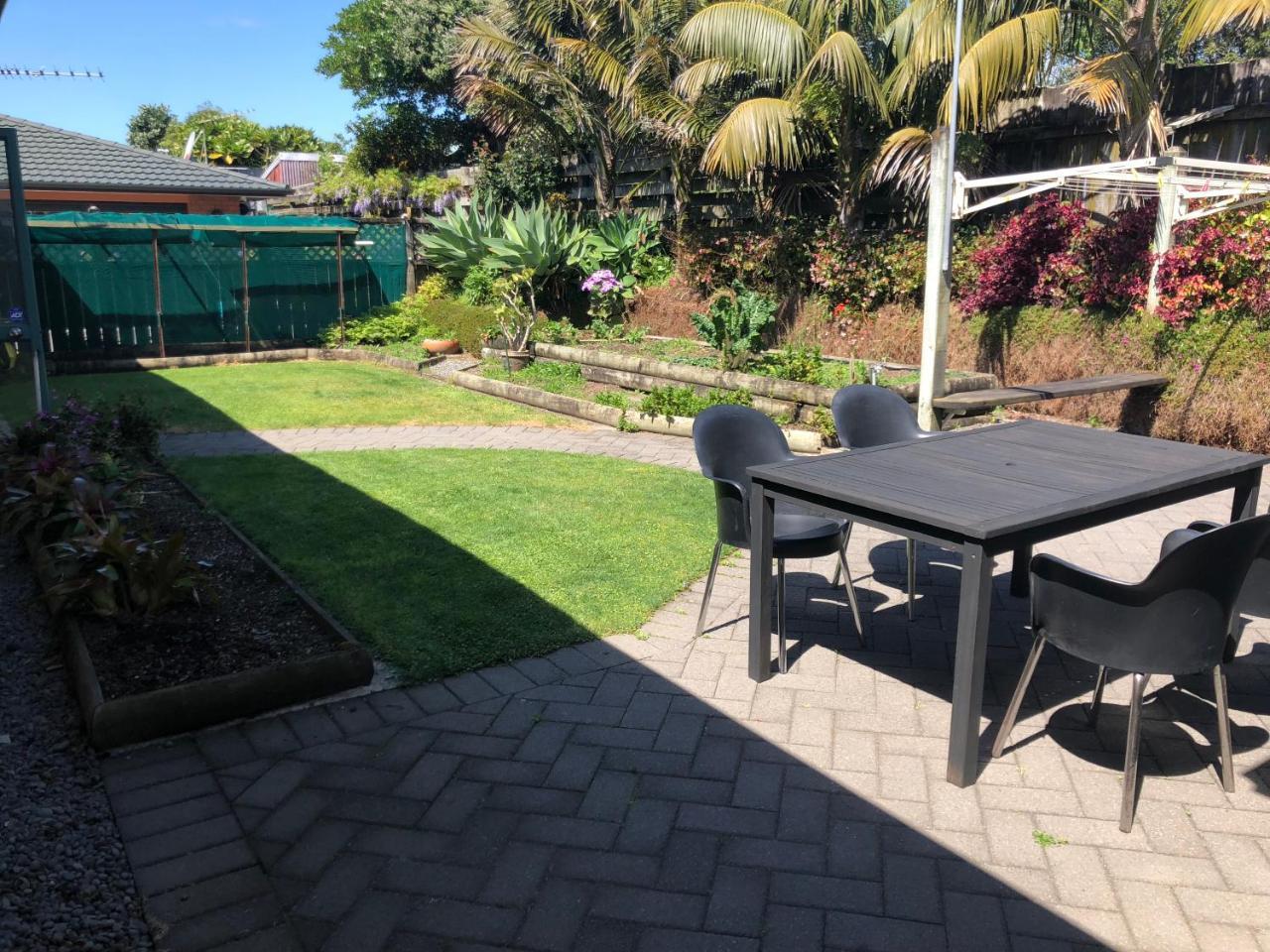 Luxury Home Next To Ocean And Walkway New Plymouth Extérieur photo