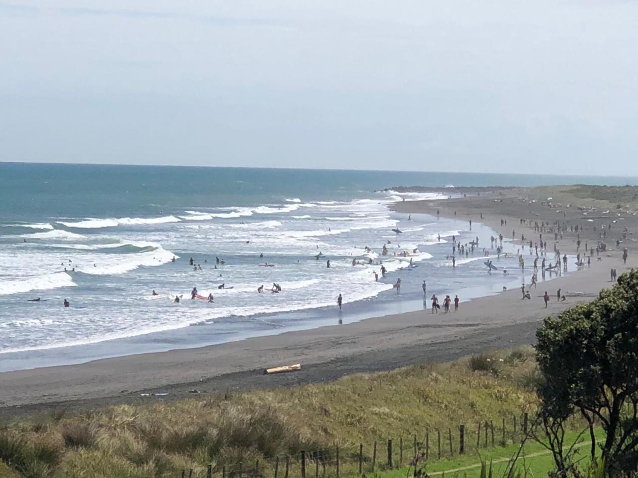 Luxury Home Next To Ocean And Walkway New Plymouth Extérieur photo
